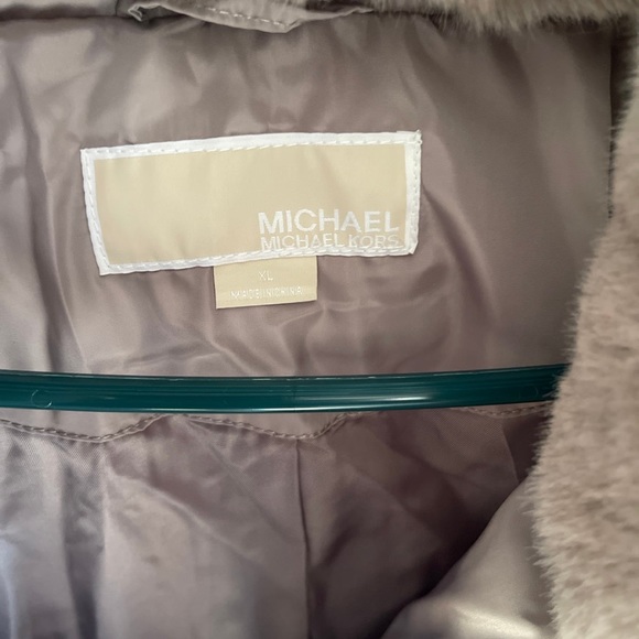 Michael Kors Alternate Down Coat Size XL - Picture 5 of 11